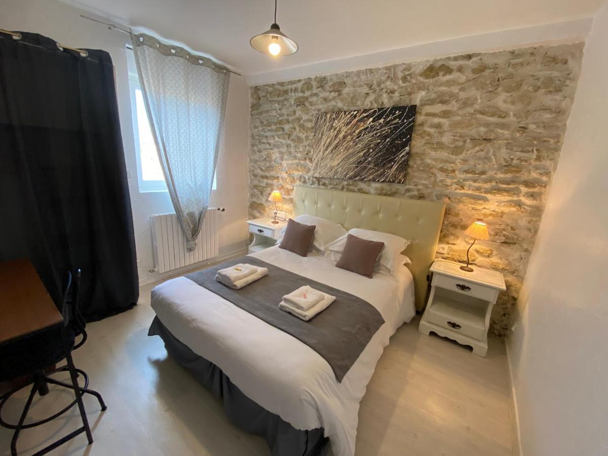 Готель L'Escale Des Alpilles Rognonas Екстер'єр фото